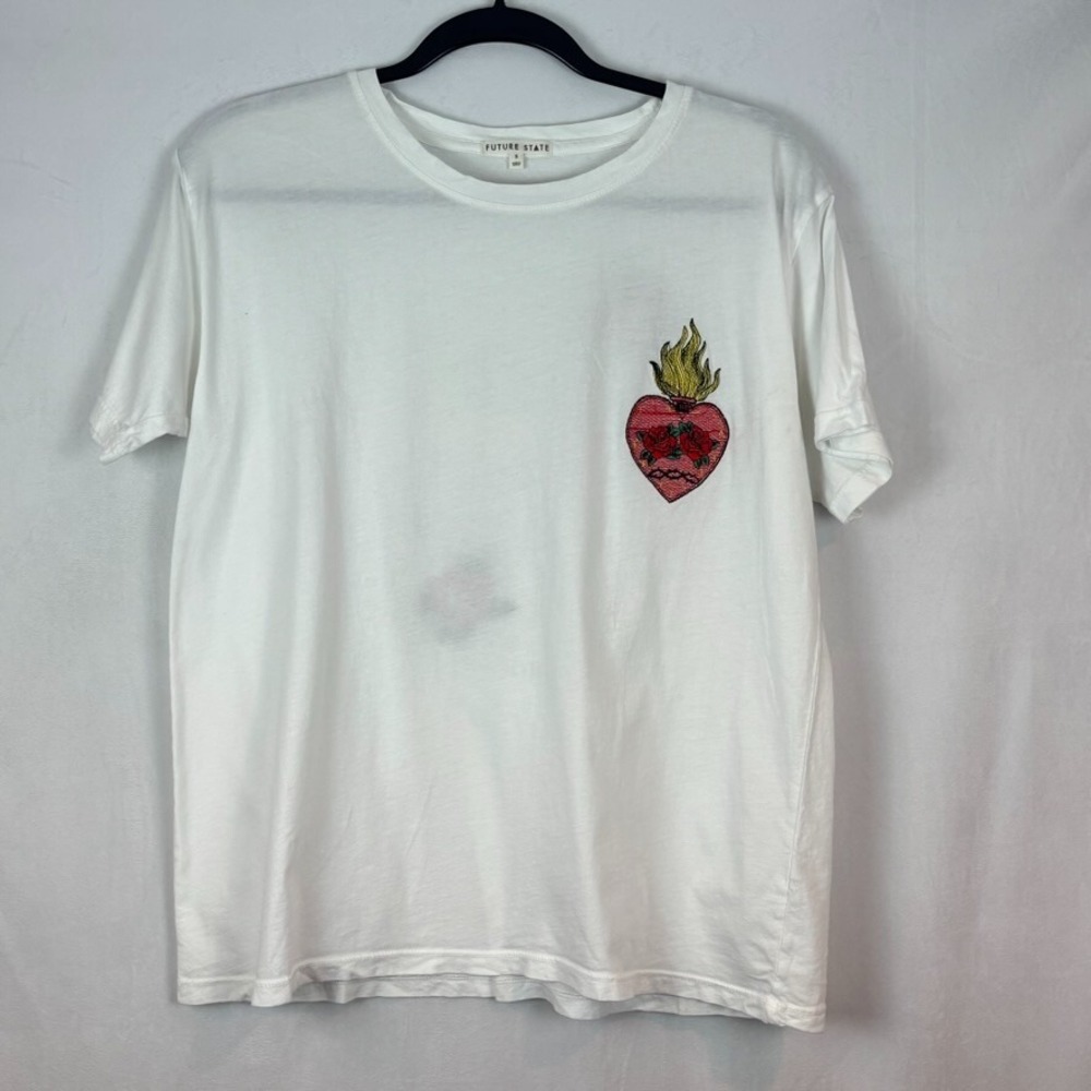 UO Future State Eternal Love Tee Womens size small Embroidered‎ sold out Gothic
